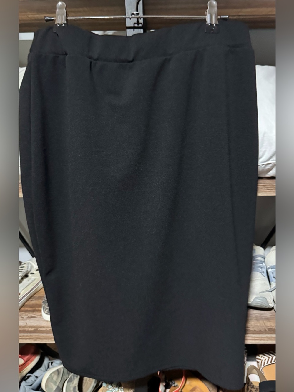 SHEIN Black Pencil Skirt - Classic Tailored Silhouette